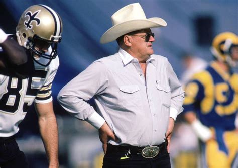 bum phillips football.